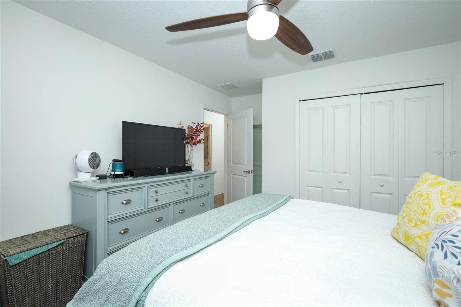 Single Family Residence at 5325 RED CORAL CIR, MOUNT DORA, photo 35 of 47