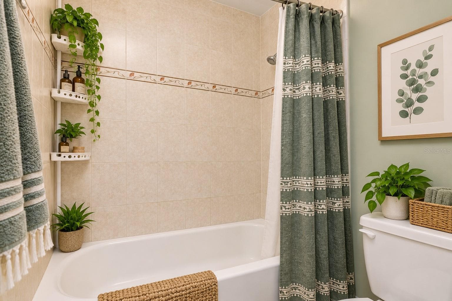 Condominium at 4386 LAKE UNDERHILL RD #20C7, ORLANDO, photo 23 of 44