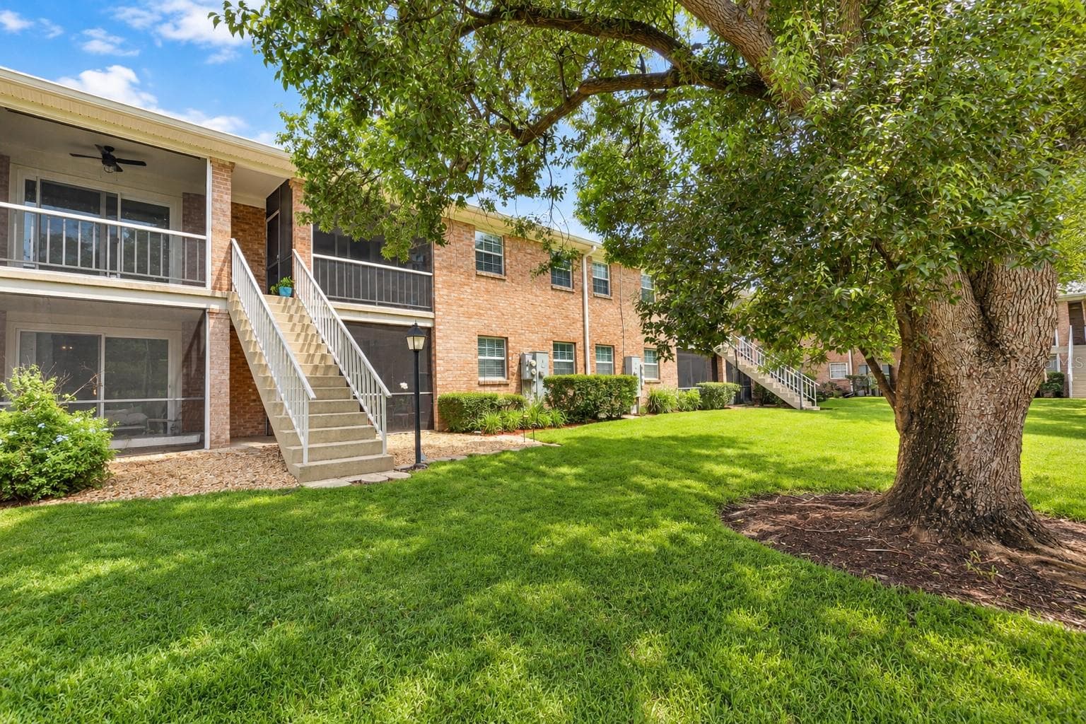 Condominium at 4386 LAKE UNDERHILL RD #20C7, ORLANDO, photo 25 of 44