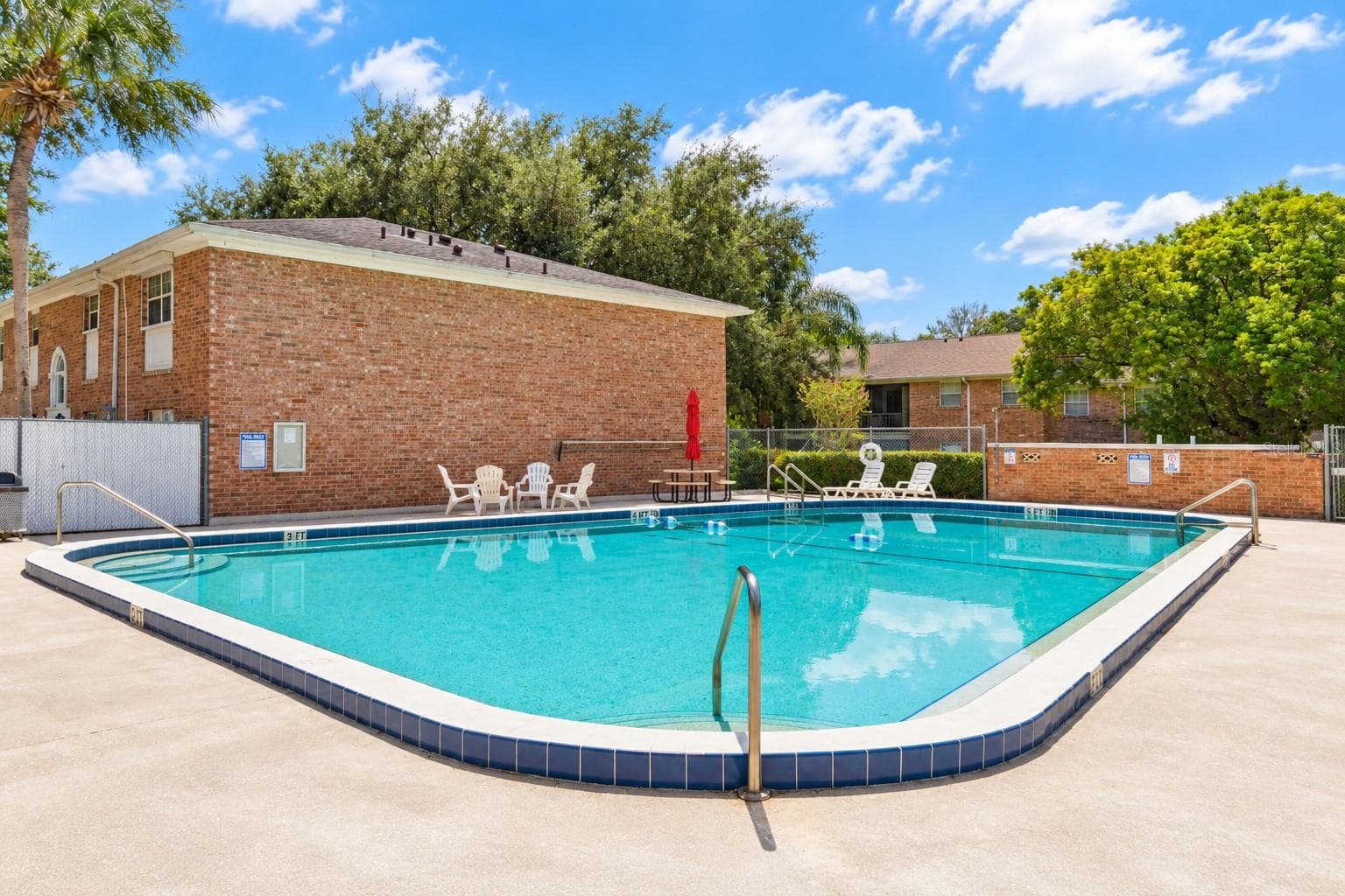 Condominium at 4386 LAKE UNDERHILL RD #20C7, ORLANDO, photo 30 of 44