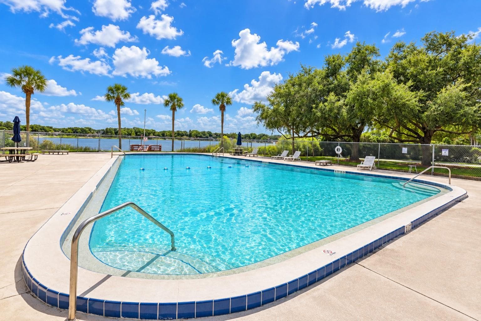 Condominium at 4386 LAKE UNDERHILL RD #20C7, ORLANDO, photo 36 of 44