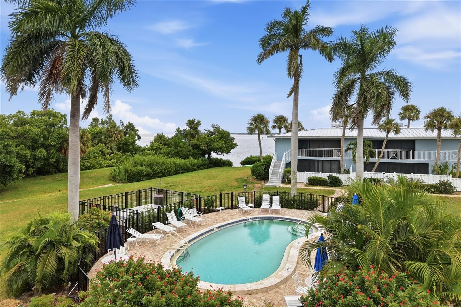 Pool view - 600 MANATEE AVE #144, HOLMES BEACH
