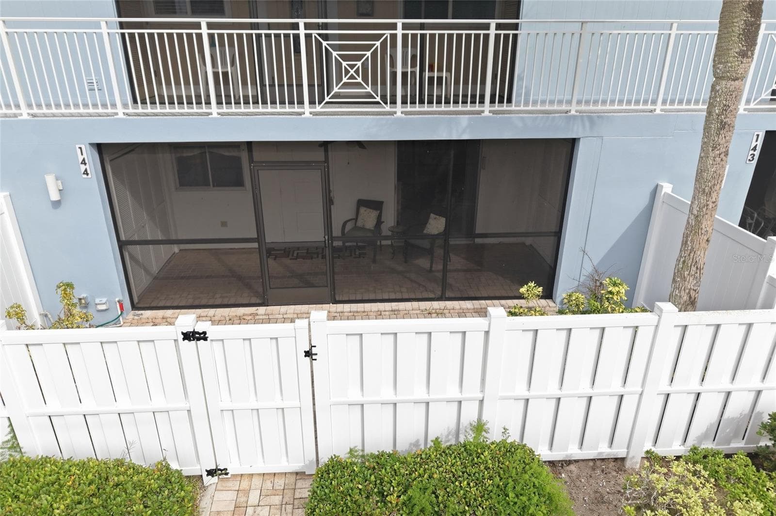 Front lanai - 600 MANATEE AVE #144, HOLMES BEACH