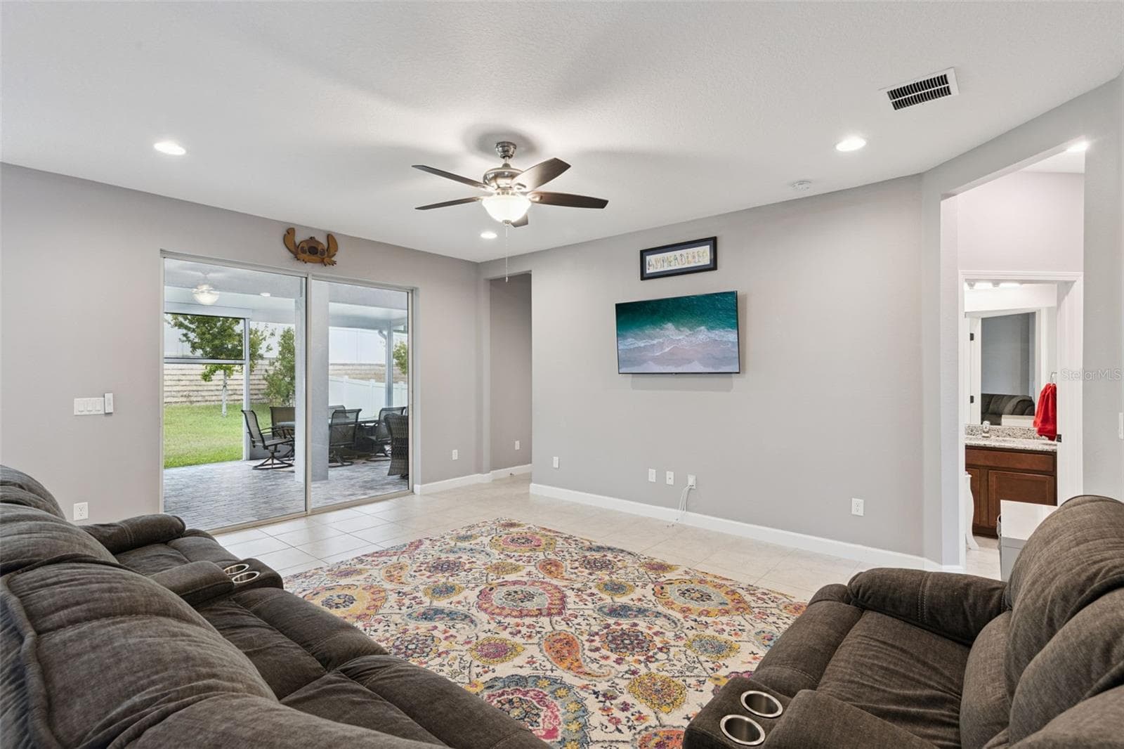 Living Room - 1084 CAVENDER CREEK RD, MINNEOLA