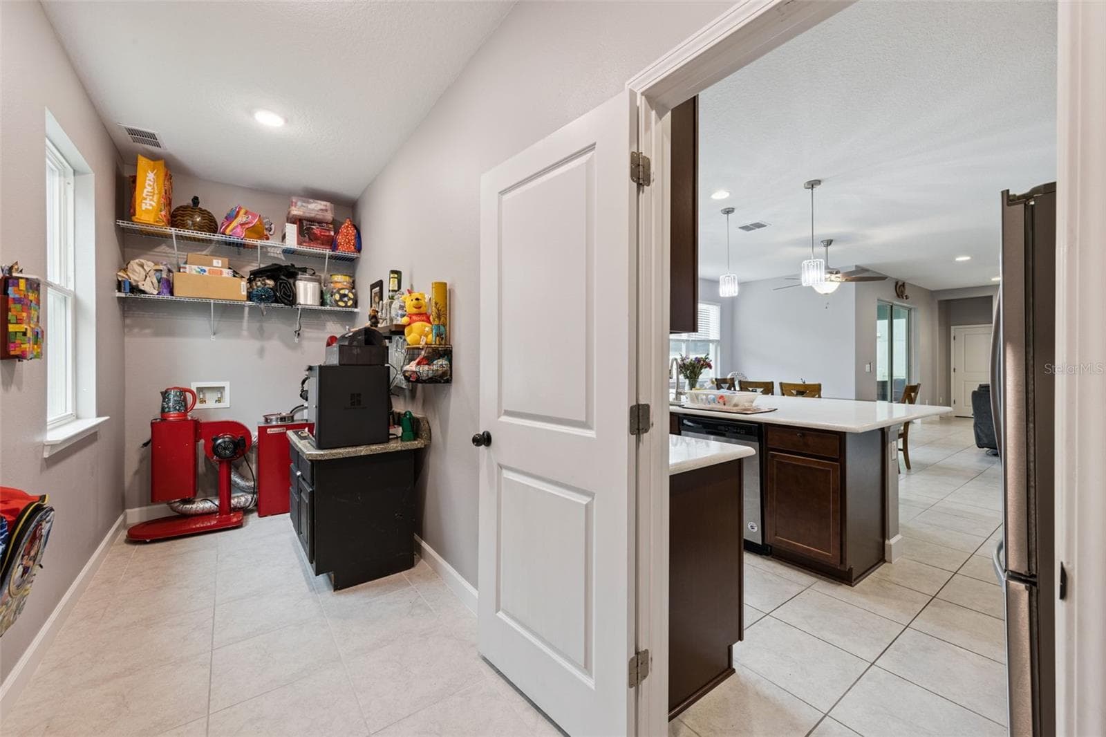 Extended Kitchen Space - 1084 CAVENDER CREEK RD, MINNEOLA