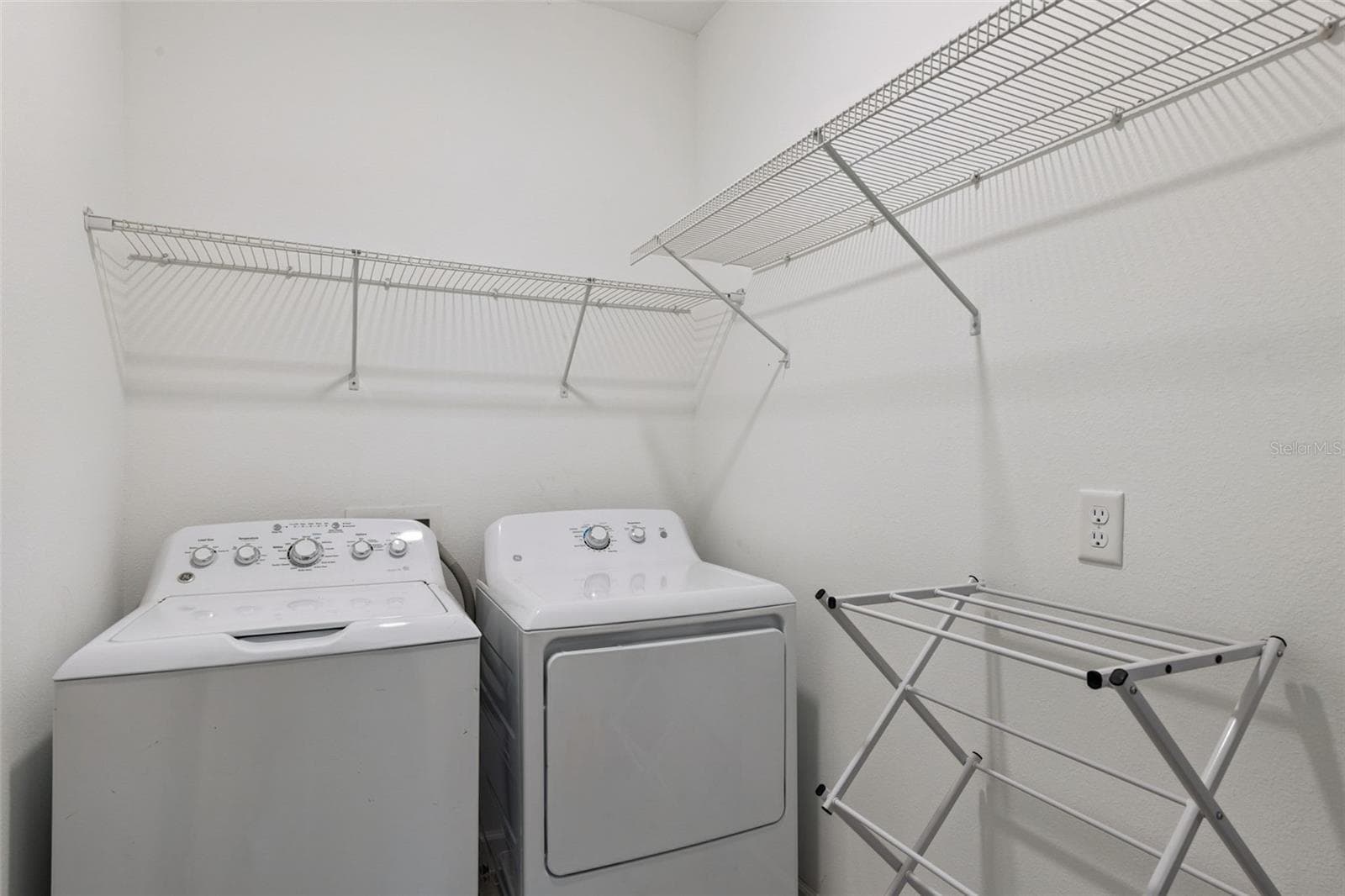 Laundry Room - 1084 CAVENDER CREEK RD, MINNEOLA