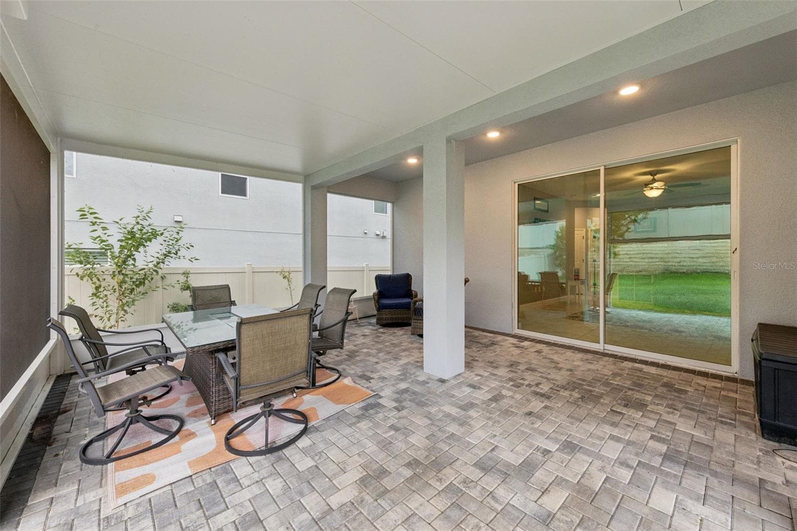 Screened Patio - 1084 CAVENDER CREEK RD, MINNEOLA