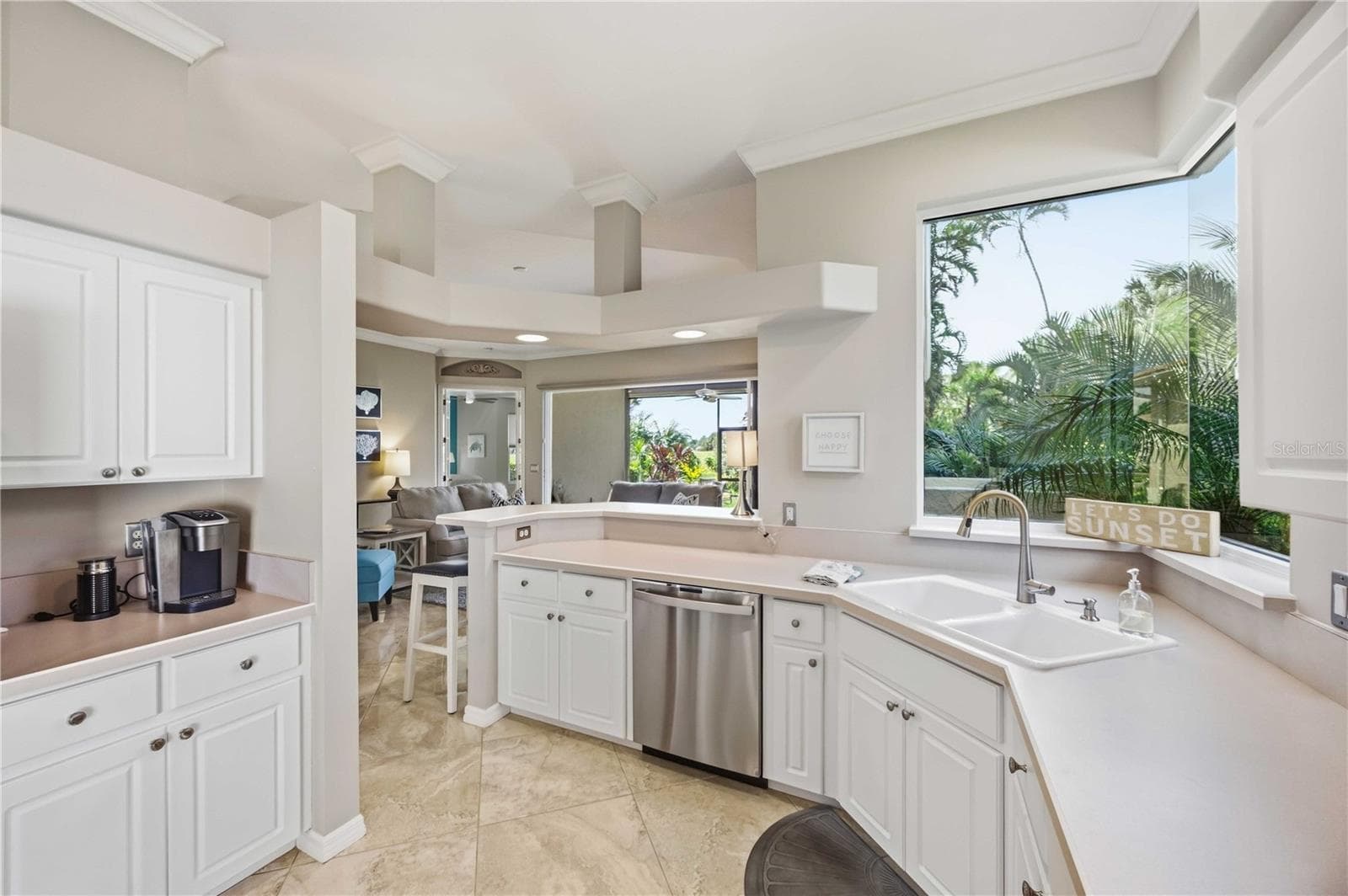 Great kitchen with all. new appliances - 737 MISTY PINE DR, VENICE
