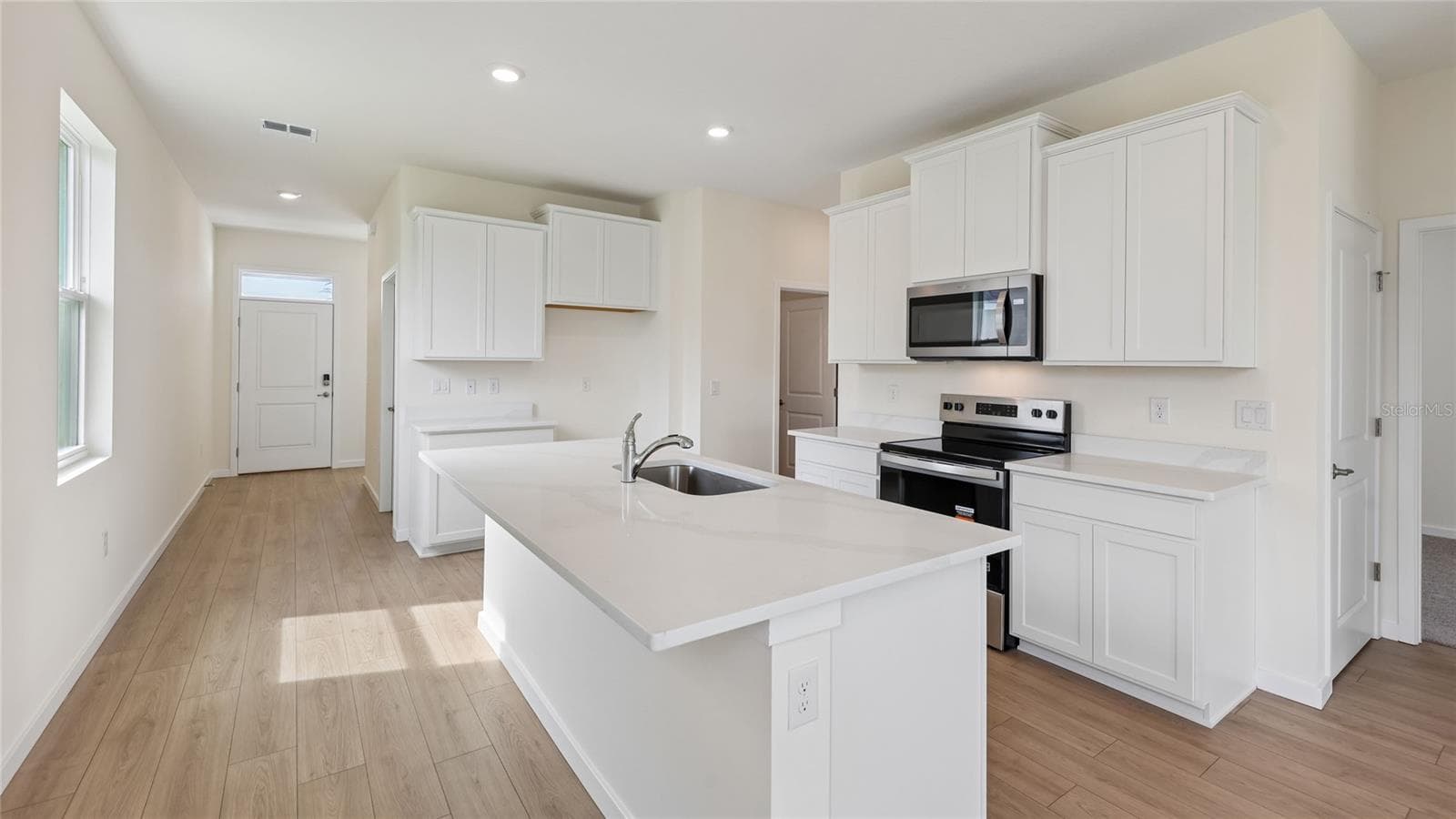 Single Family Residence at 8766 PINECREST TRL, WILDWOOD, photo 13 of 19