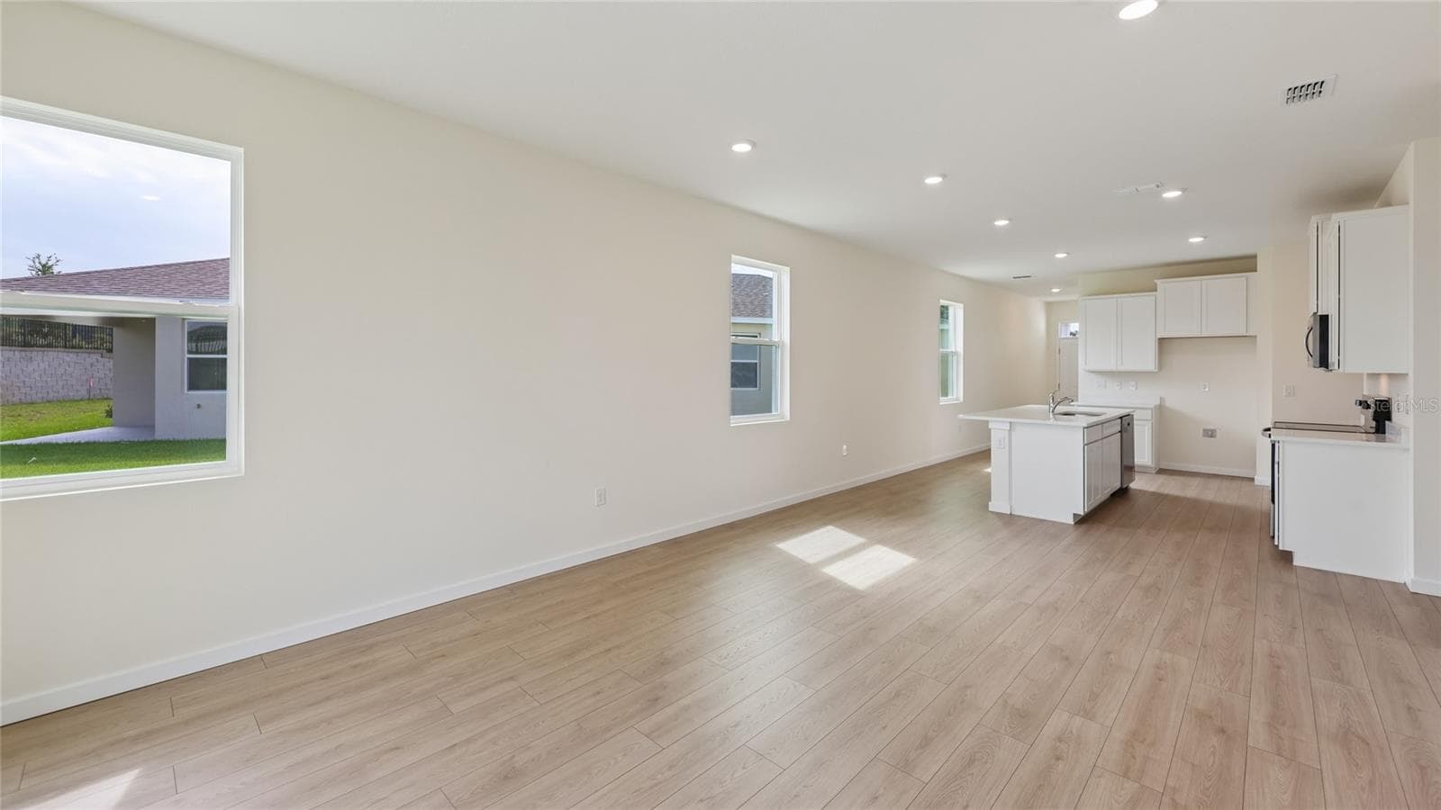 Single Family Residence at 8766 PINECREST TRL, WILDWOOD, photo 17 of 19