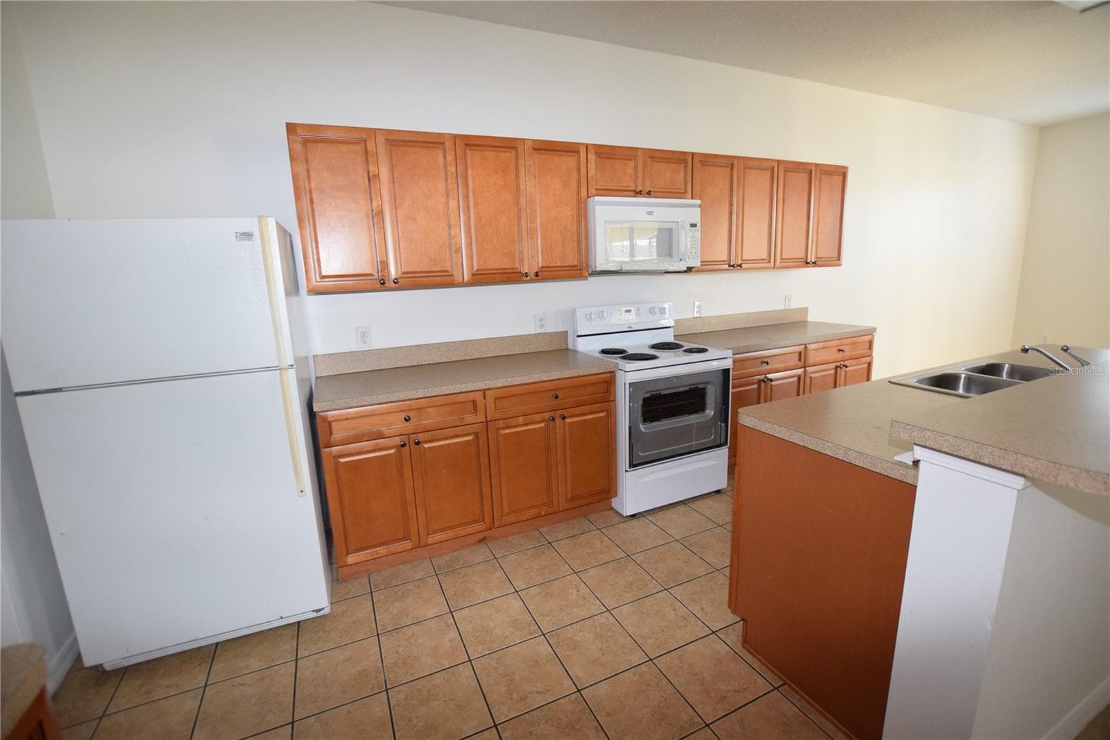 Kitchen - 622 ALFANI ST, DAVENPORT
