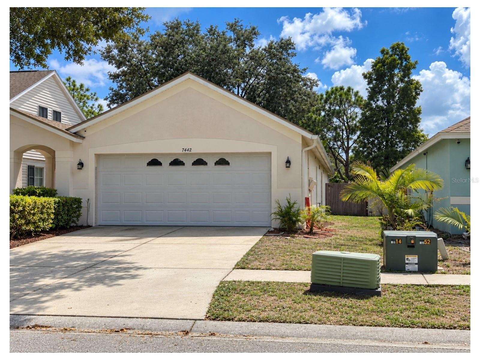 Front Elevation - 7442 OXFORD GARDEN CIR, APOLLO BEACH