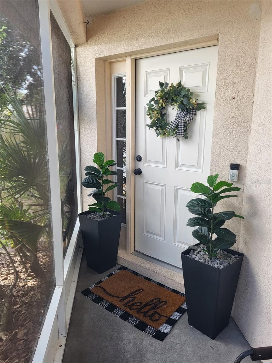 Single Family Residence at 7442 OXFORD GARDEN CIR, APOLLO BEACH, photo 7 of 13