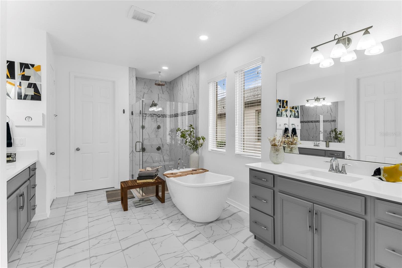 Primary Bathroom - 2375 PANORAMIC CIR, APOPKA