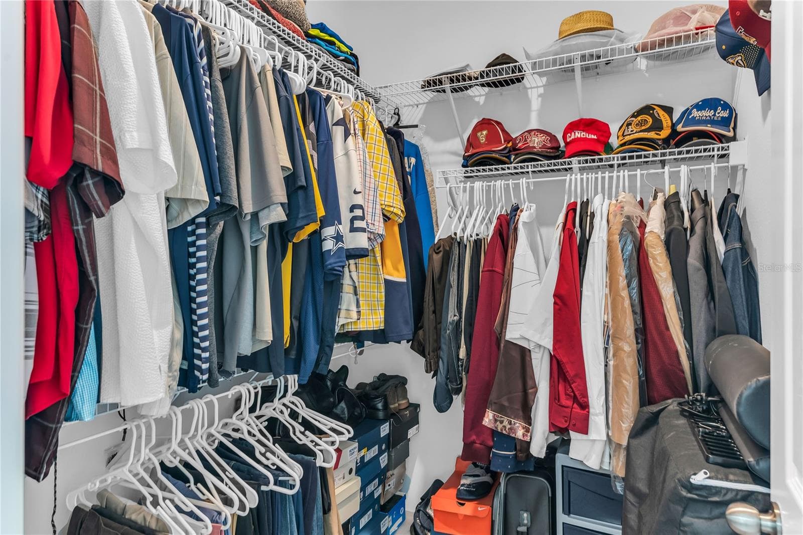 Primary Walk-In Closet - 2375 PANORAMIC CIR, APOPKA