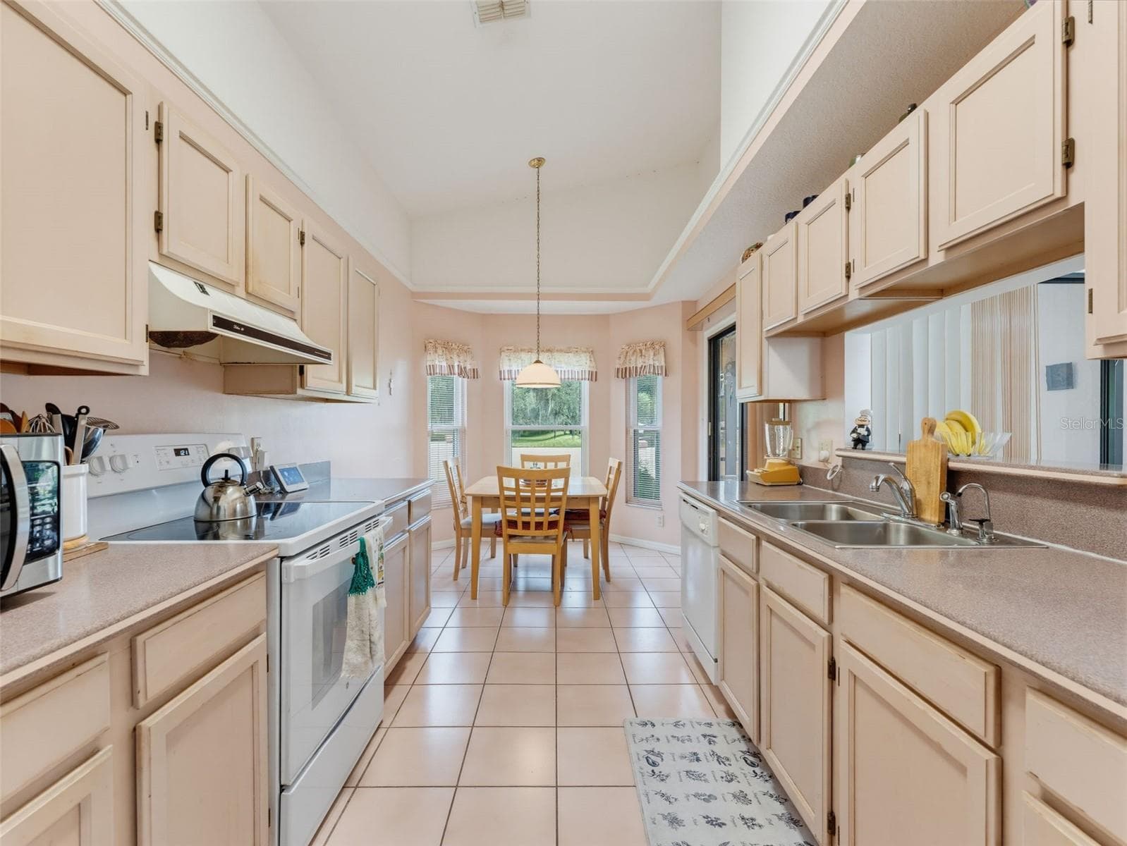Single Family Residence at 6303 EGRET DR, LAKELAND, photo 12 of 52