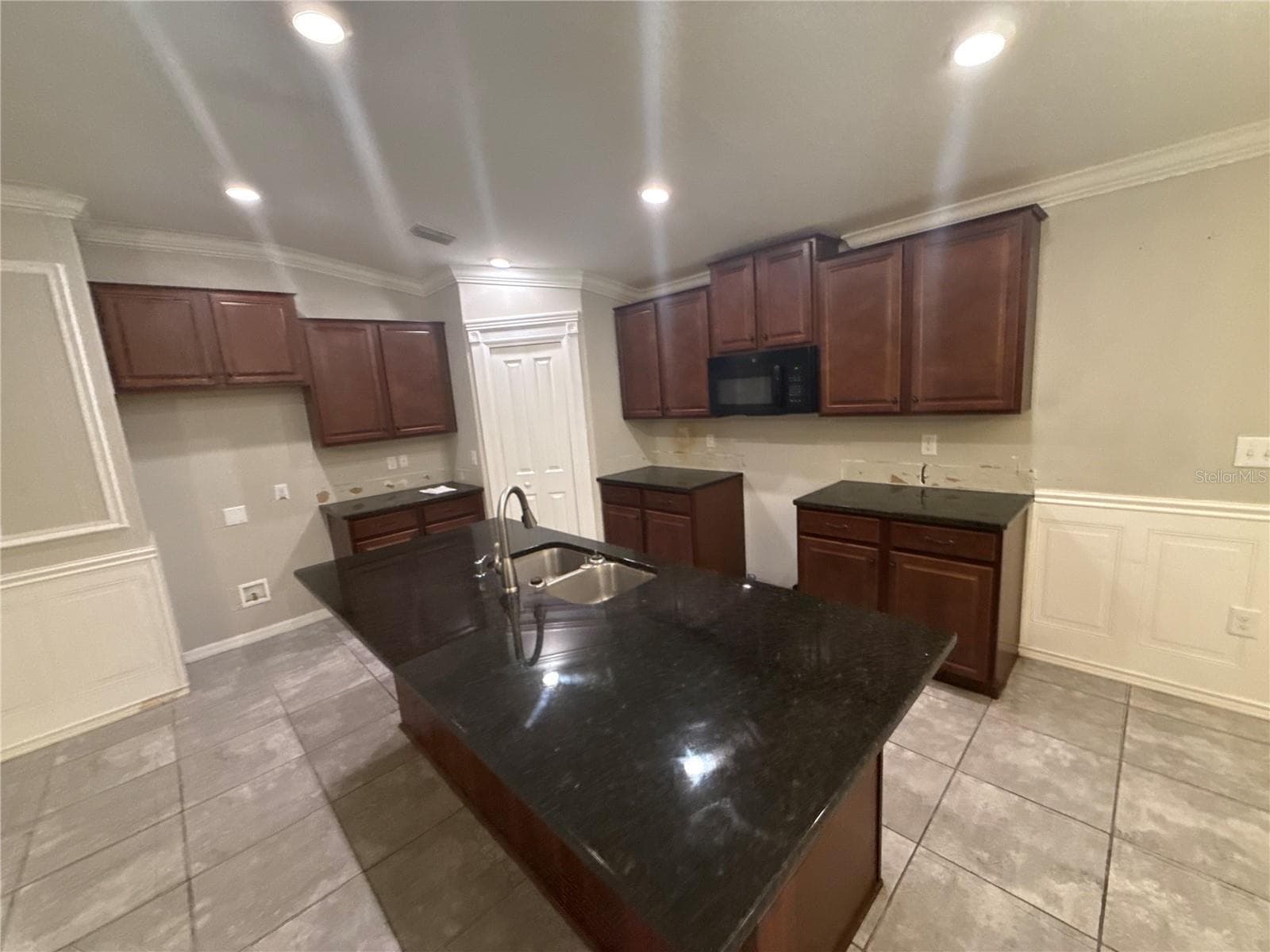 Single Family Residence at 1602 REDMOND BROOK LN, RUSKIN, photo 10 of 23