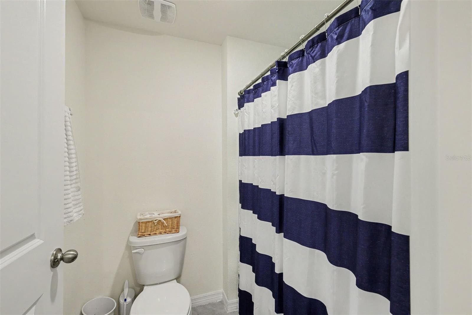 Single Family Residence at 8693 TRIUMPH CIR, WILDWOOD, photo 12 of 30