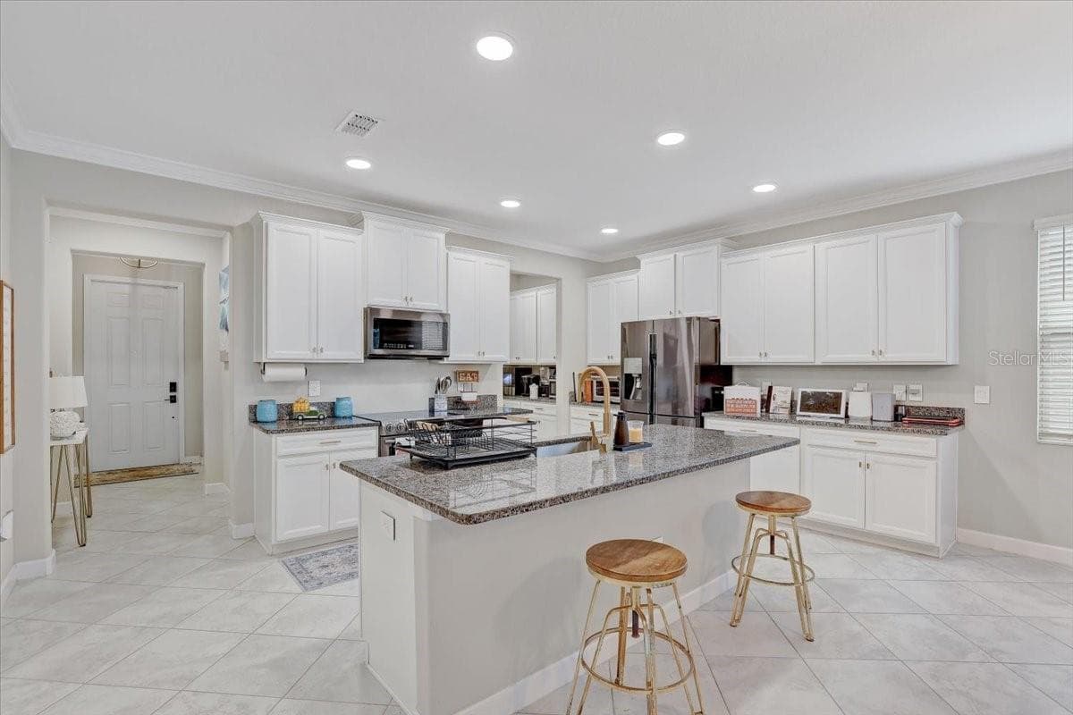 Single Family Residence at 7205 WASH ISLAND DR, SUN CITY CENTER, photo 11 of 63