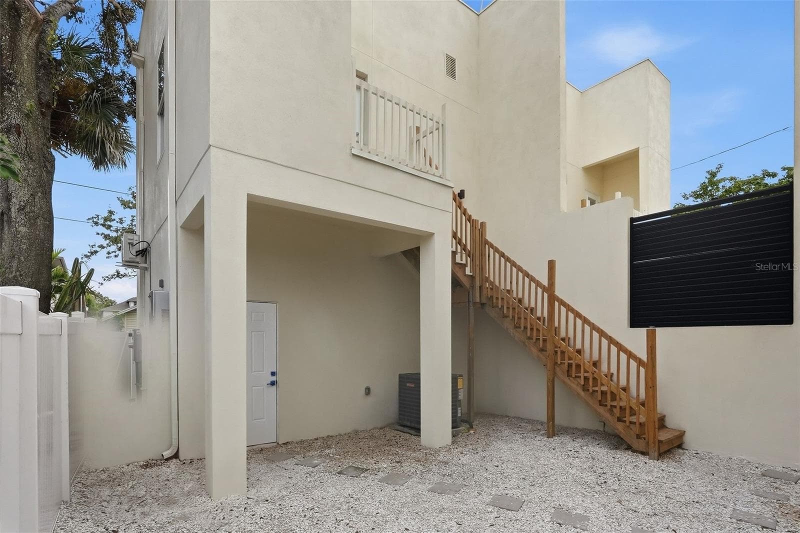 Townhouse at 2142 5TH AVE N, ST PETERSBURG, photo 38 of 55