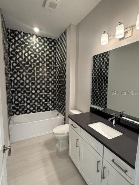 Single Family Residence at 8208 SUMMER NIGHT RD, SARASOTA, photo 20 of 23