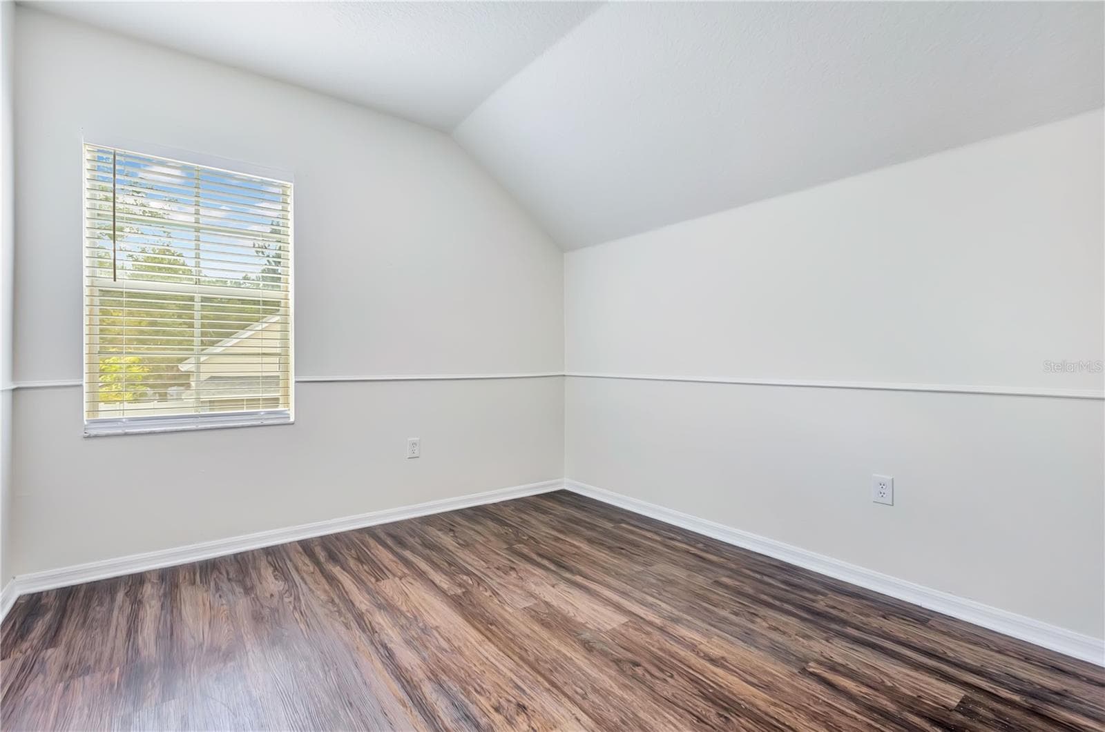 Single Family Residence at 10332 SUMMERVIEW CIR, RIVERVIEW, photo 20 of 26