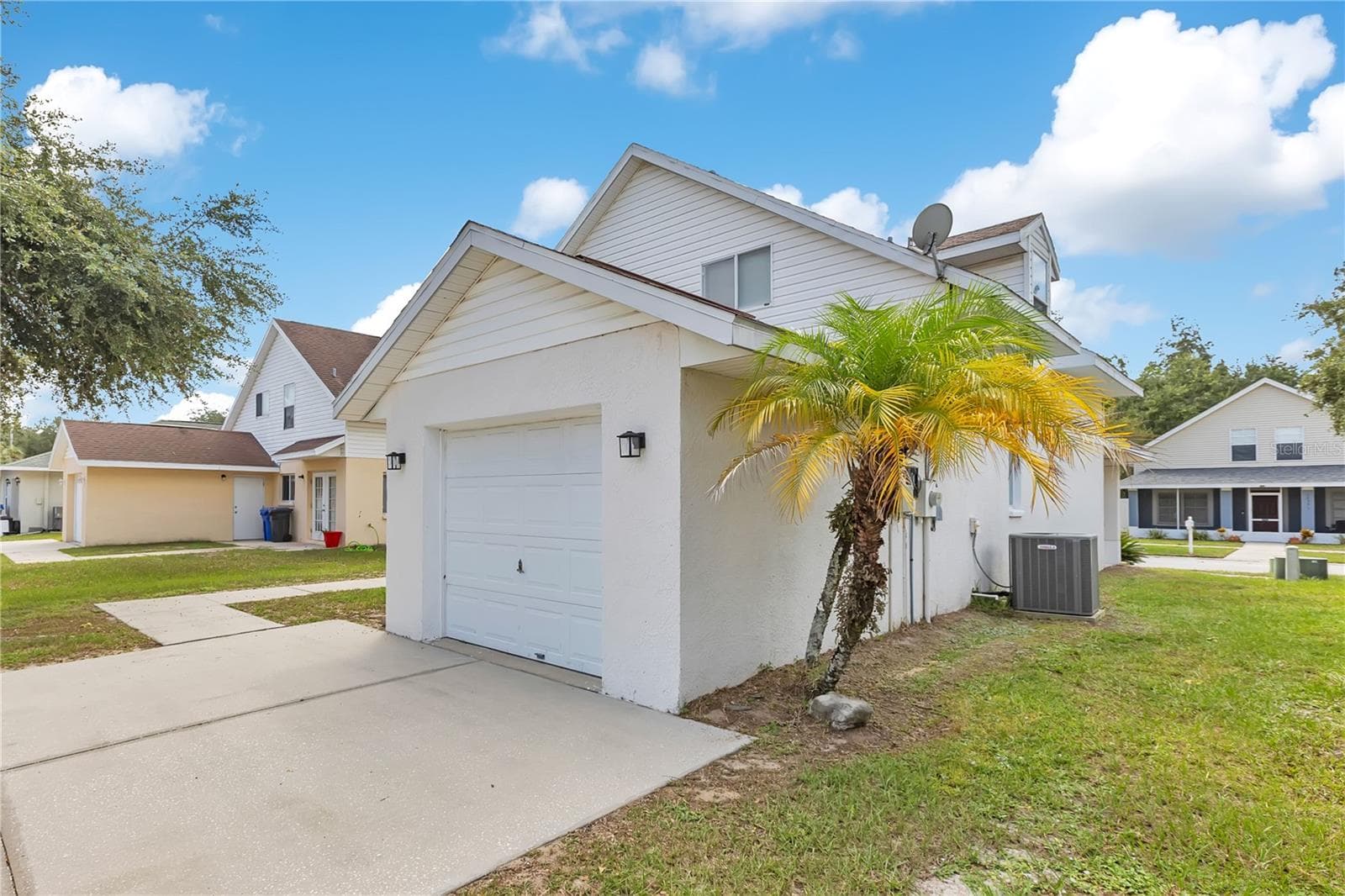 Single Family Residence at 10332 SUMMERVIEW CIR, RIVERVIEW, photo 25 of 26