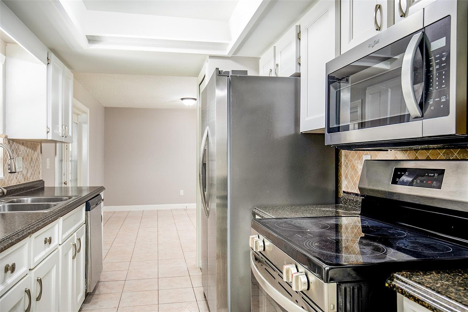 Kitchen - 4910 SEMINOLE AVE, WINTER PARK