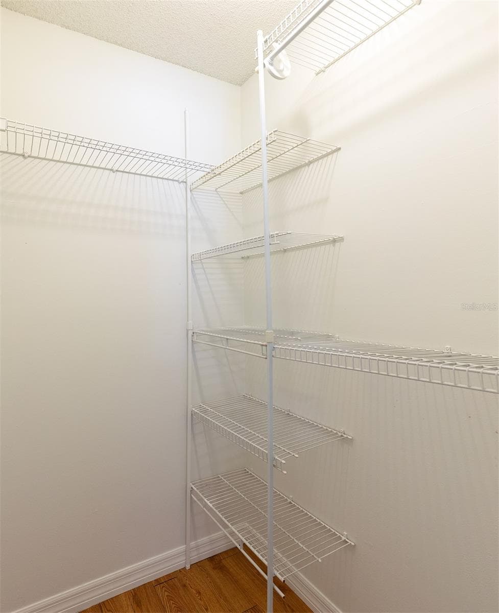 Primary Suite - Closet - 4910 SEMINOLE AVE, WINTER PARK