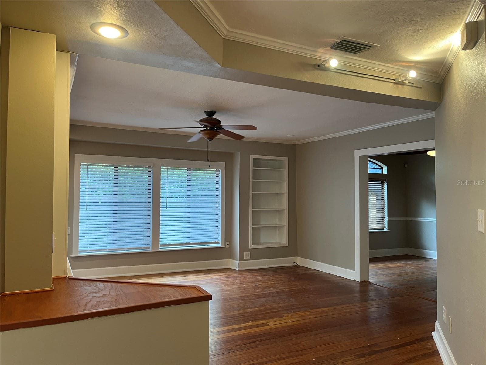 Single Family Residence at 421 E MILLER ST, ORLANDO, photo 14 of 31