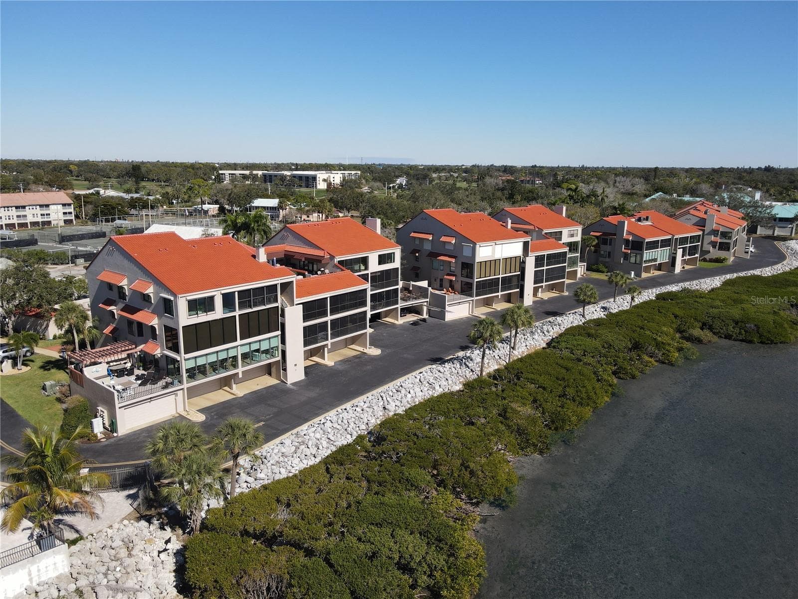 Conquistador Bay Club on the water - 4565 BAY CLUB DR #27, BRADENTON