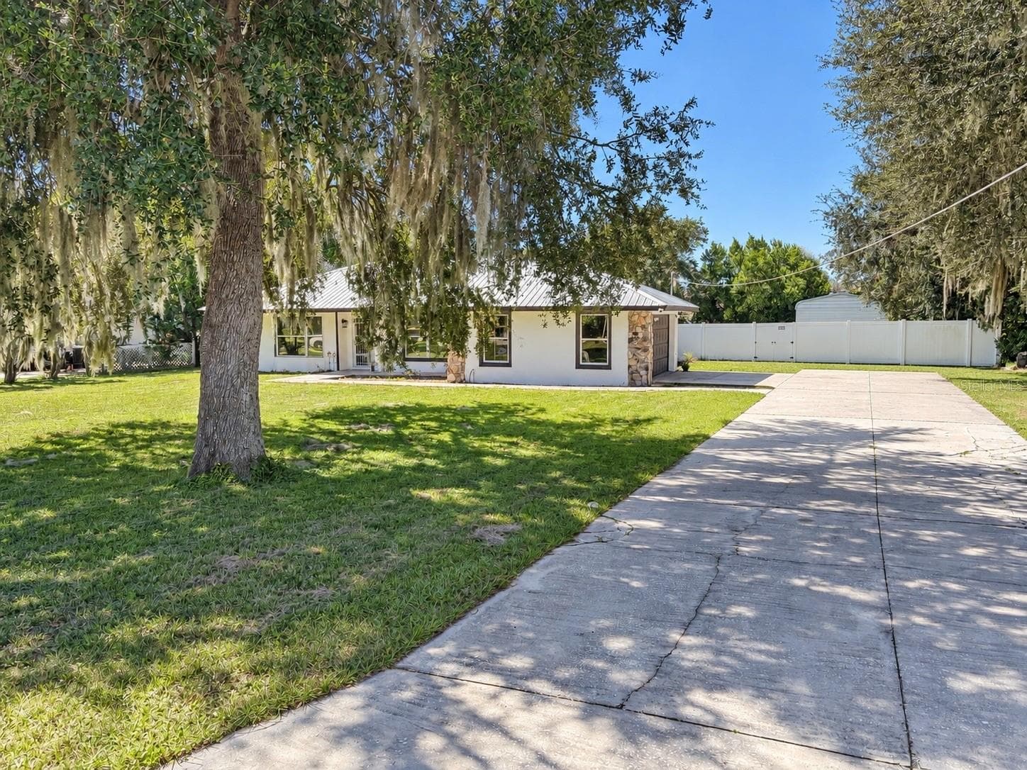Single Family Residence at 2710 WILLOW OAK RD, MULBERRY, photo 4 of 23