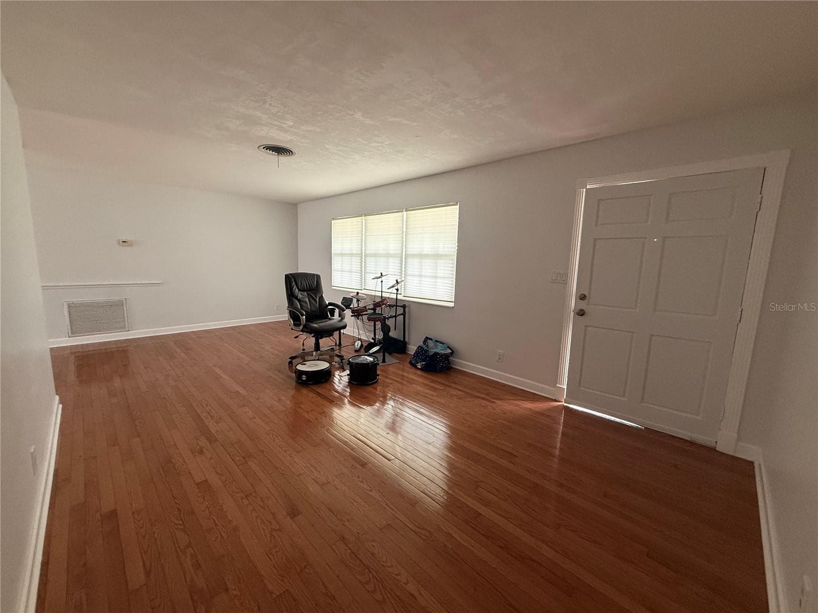 Living Room - 1163 FAY AVE, LARGO