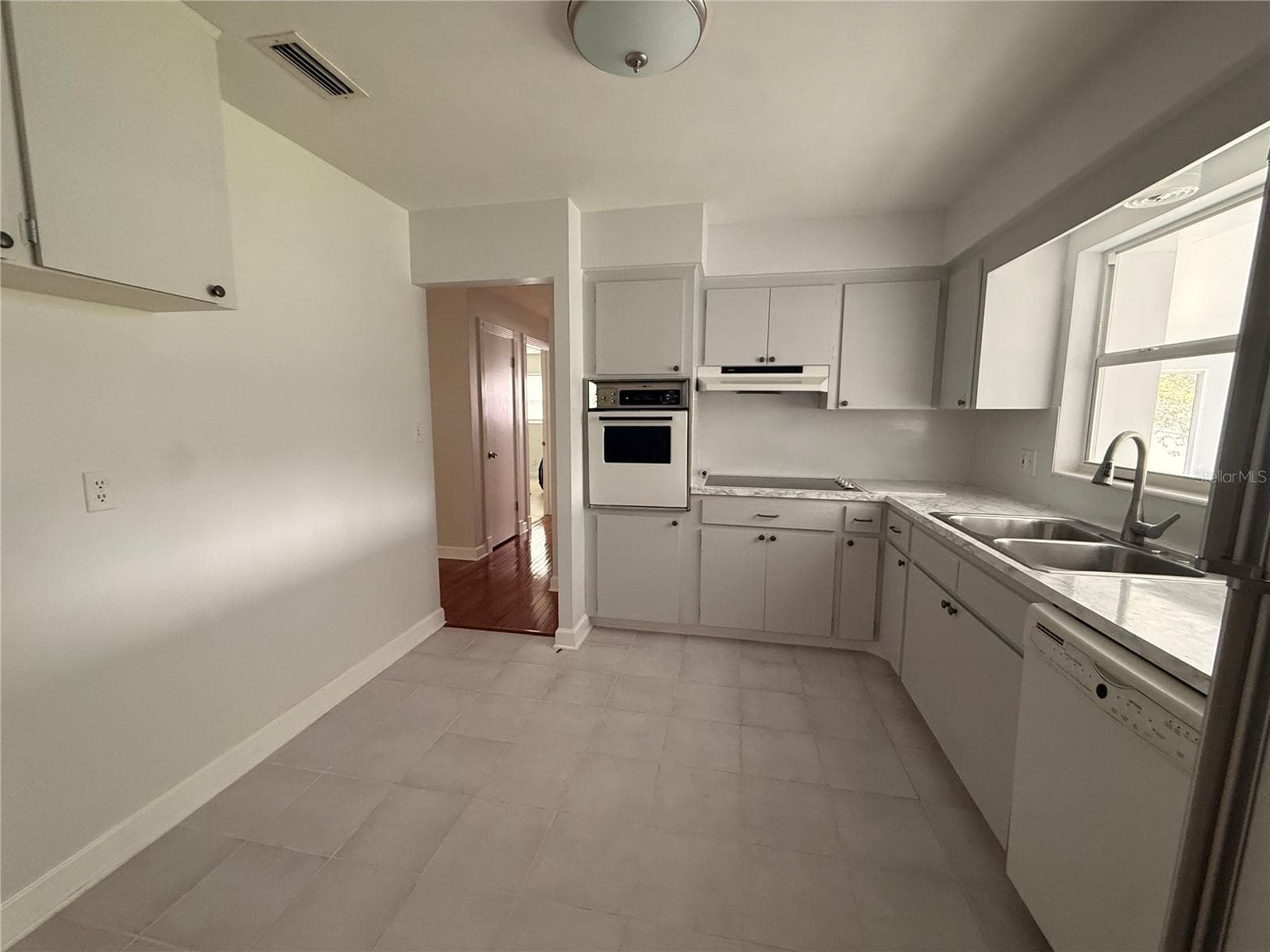 Single Family Residence at 1163 FAY AVE, LARGO, photo 6 of 16