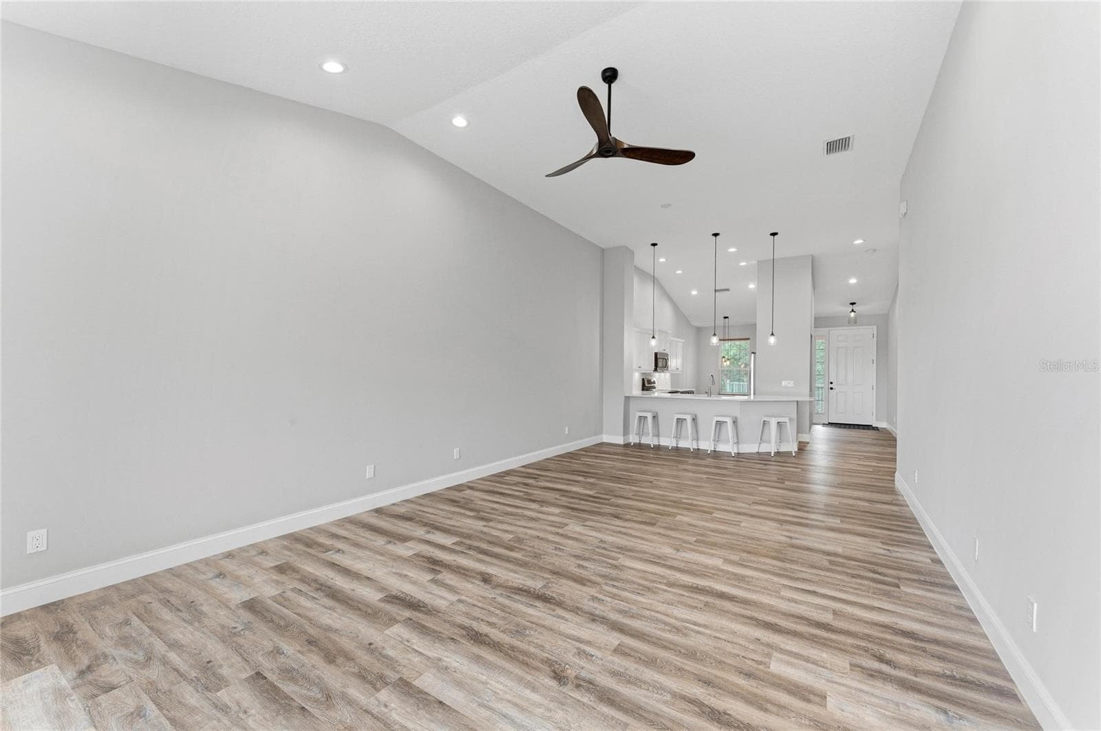 Condominium at 5645 KEY LARGO CT #5645, BRADENTON, photo 11 of 97