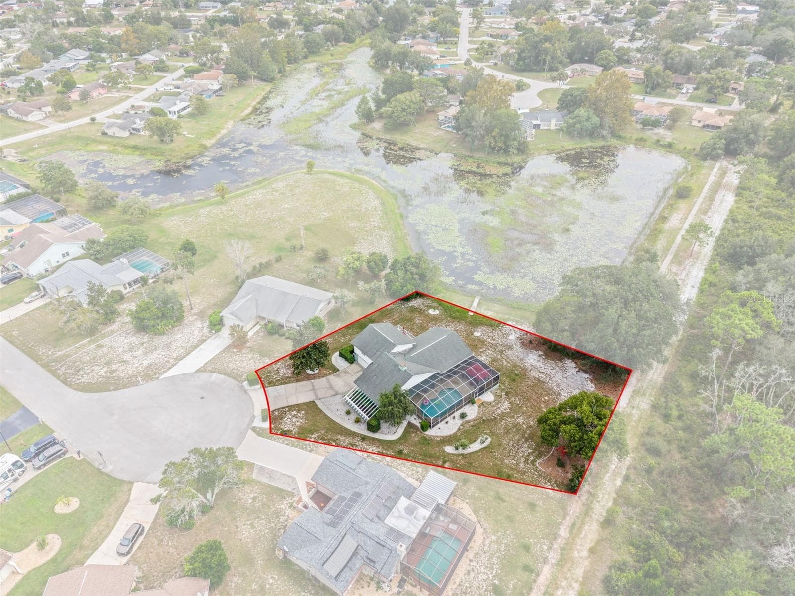 Single Family Residence at 8328 DUNNELLON RD, WEEKI WACHEE, photo 2 of 73