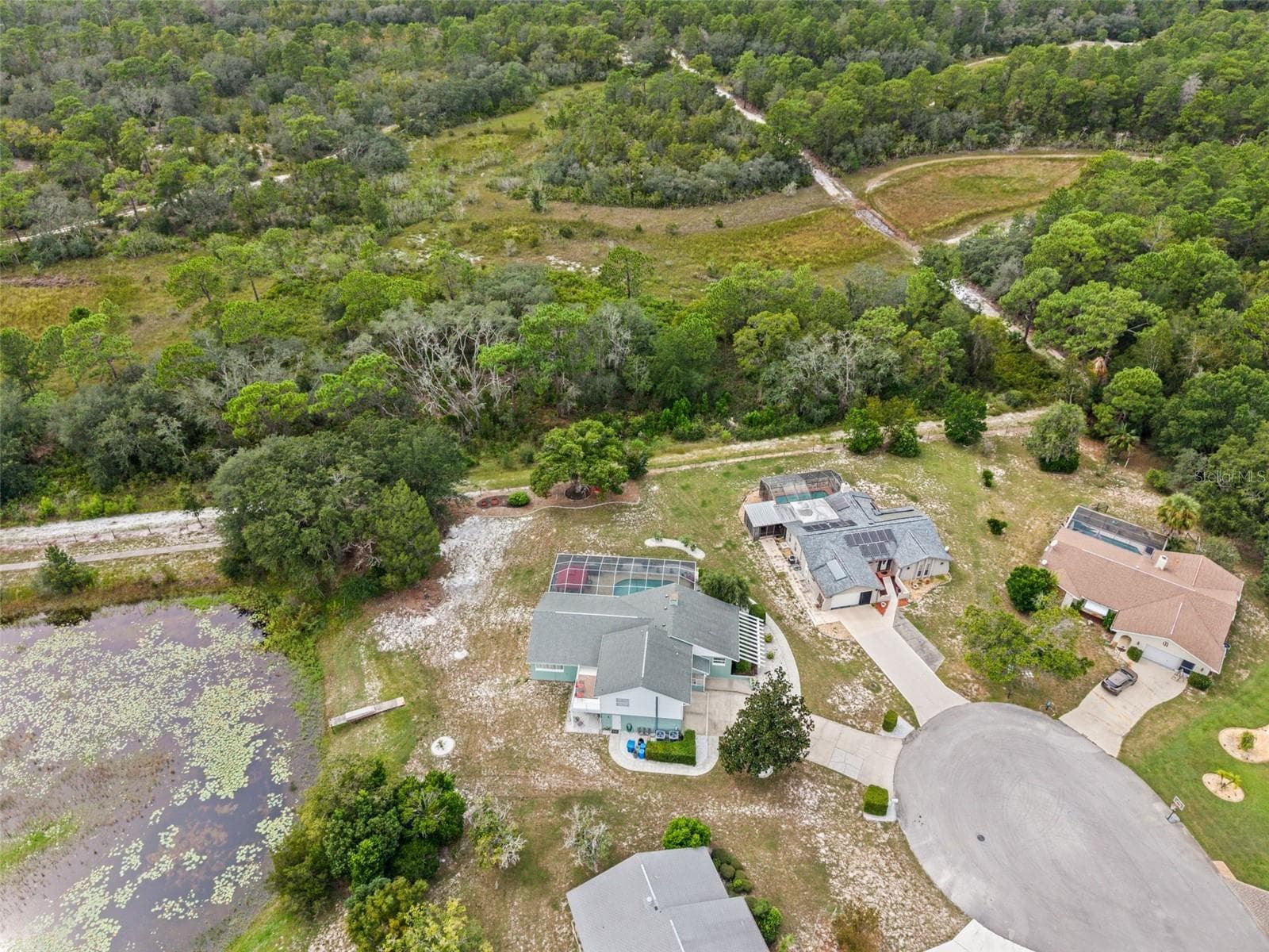 Single Family Residence at 8328 DUNNELLON RD, WEEKI WACHEE, photo 5 of 73