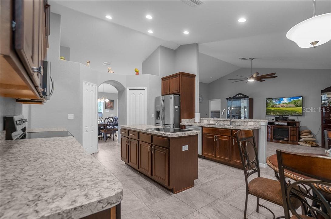 Single Family Residence at 3856 W Birds Nest DR, BEVERLYHILLS FL 34465, Beverly Hills, photo 14 of 83