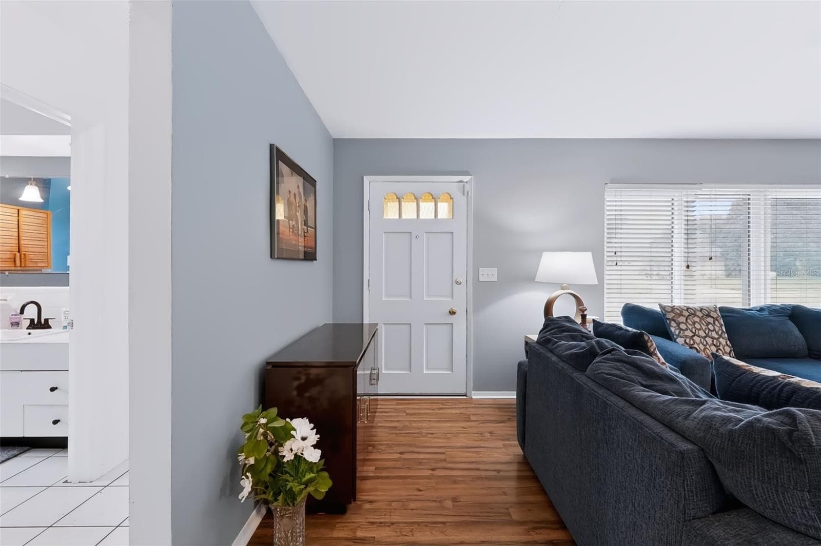 Single Family Residence at 1491 HUNT LN, CLEARWATER, photo 8 of 34