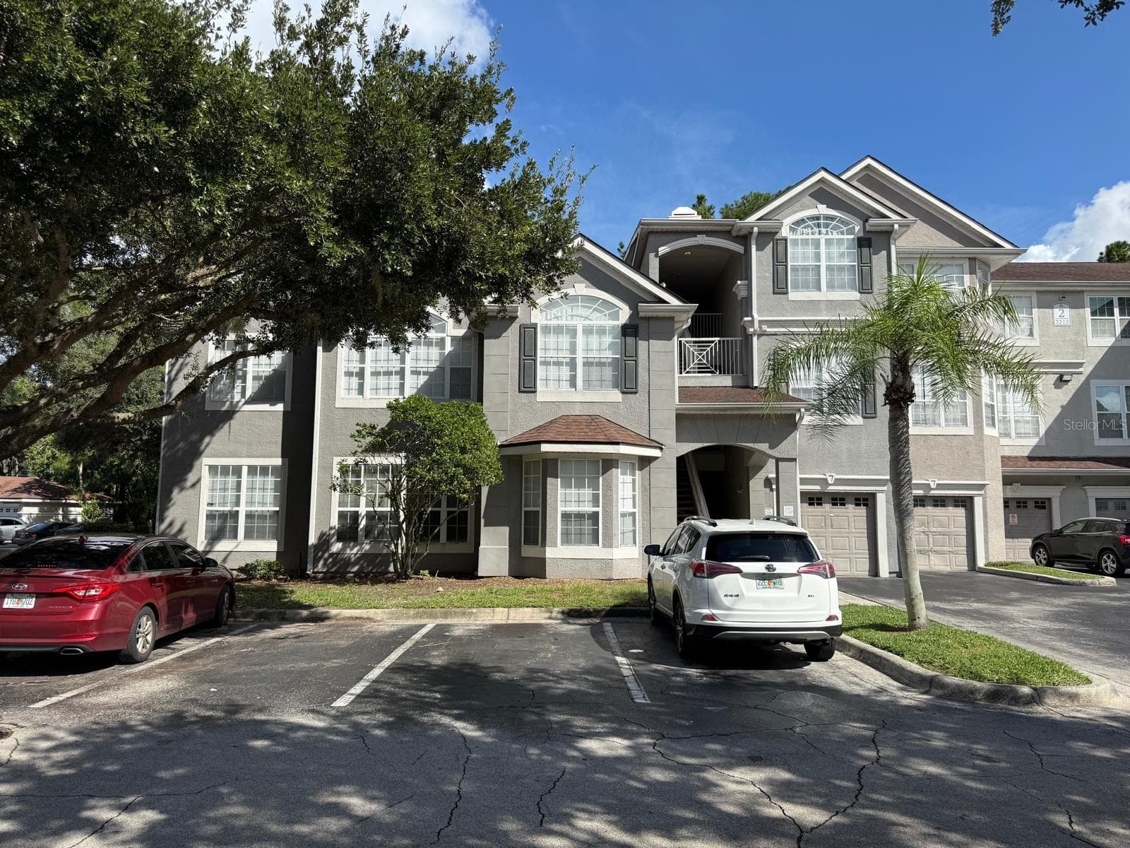 3313 S KIRKMAN RD #220