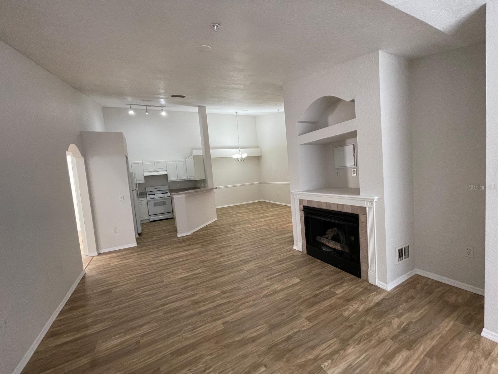 Condominium at 3313 S KIRKMAN RD #220, ORLANDO, photo 4 of 57