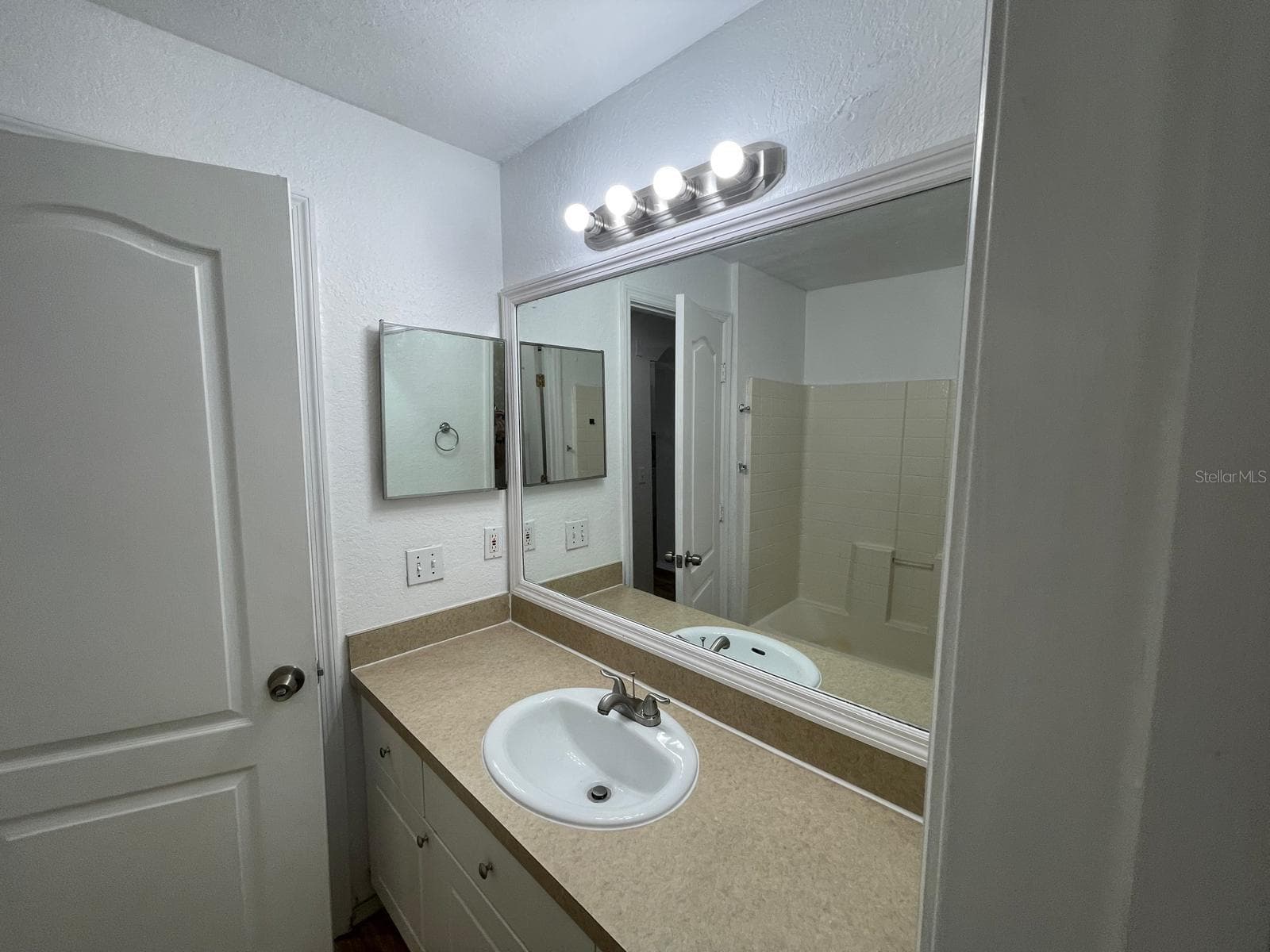 Condominium at 3313 S KIRKMAN RD #220, ORLANDO, photo 31 of 57