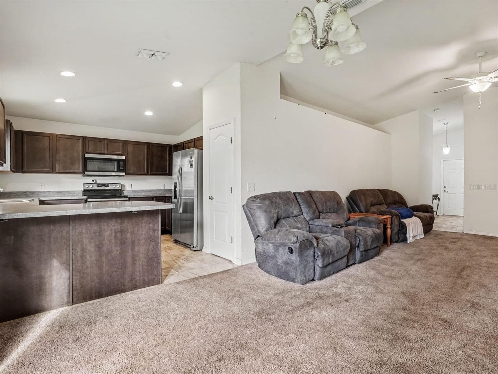 Single Family Residence at 203 MAPLE STREET EAST, DAVENPORT, photo 6 of 21