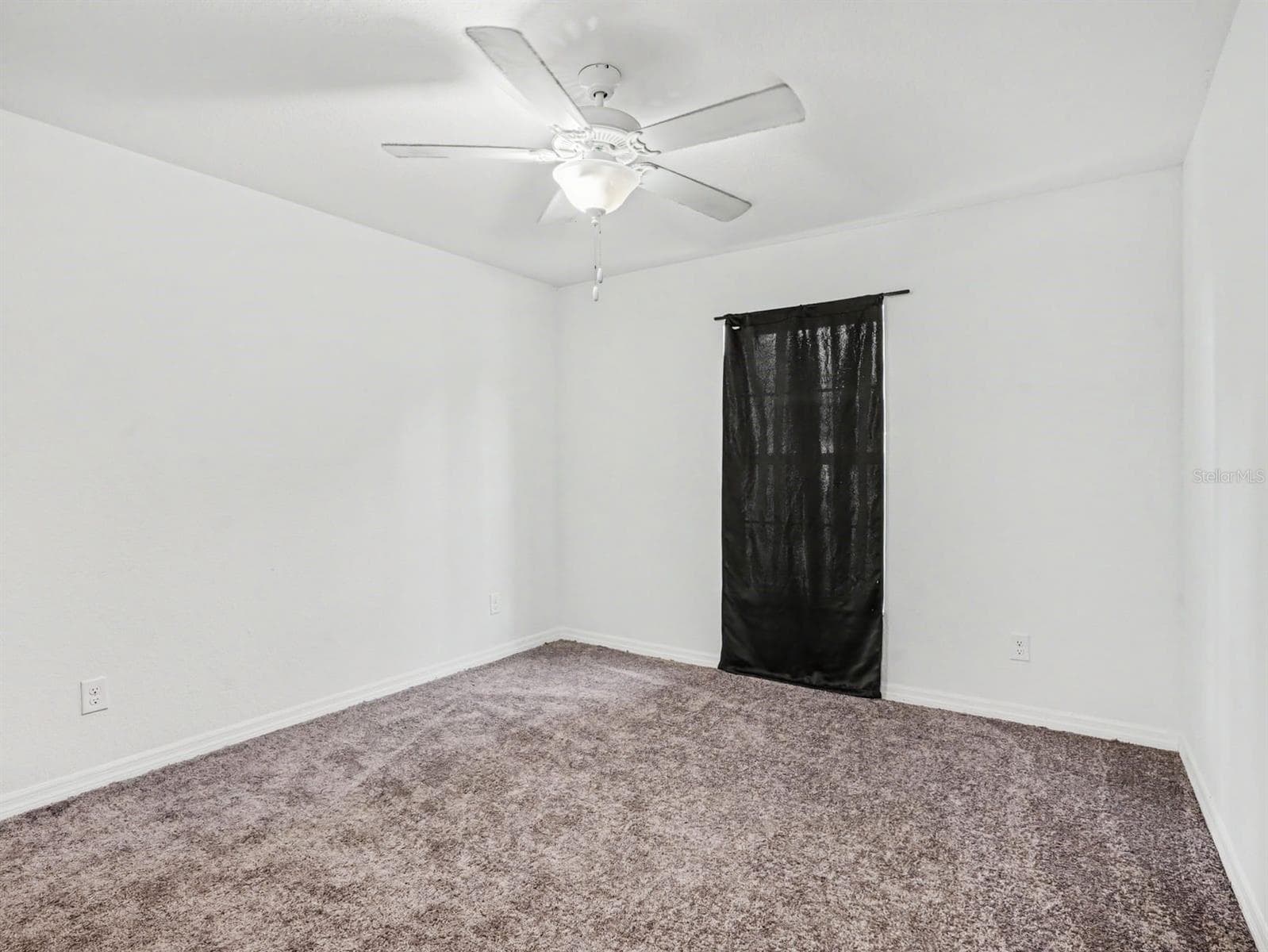 Single Family Residence at 203 MAPLE STREET EAST, DAVENPORT, photo 16 of 21