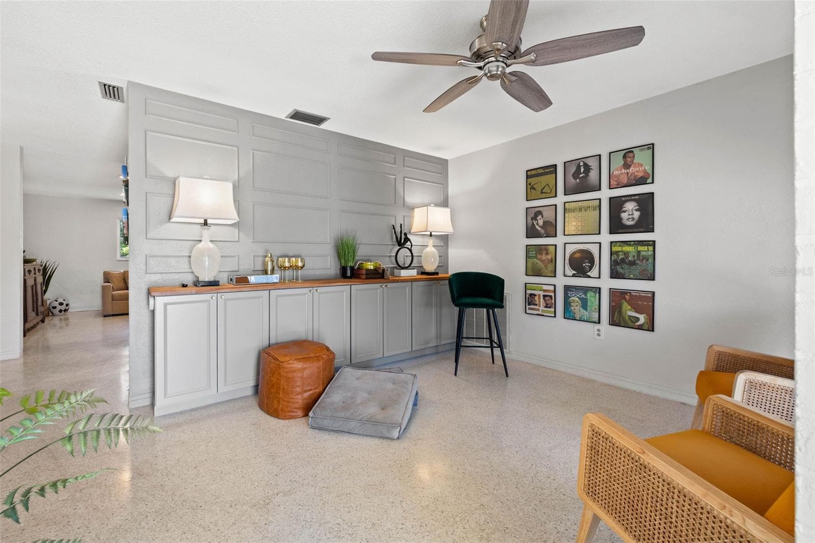 Single Family Residence at 5015 54TH ST N, ST PETERSBURG, photo 3 of 27