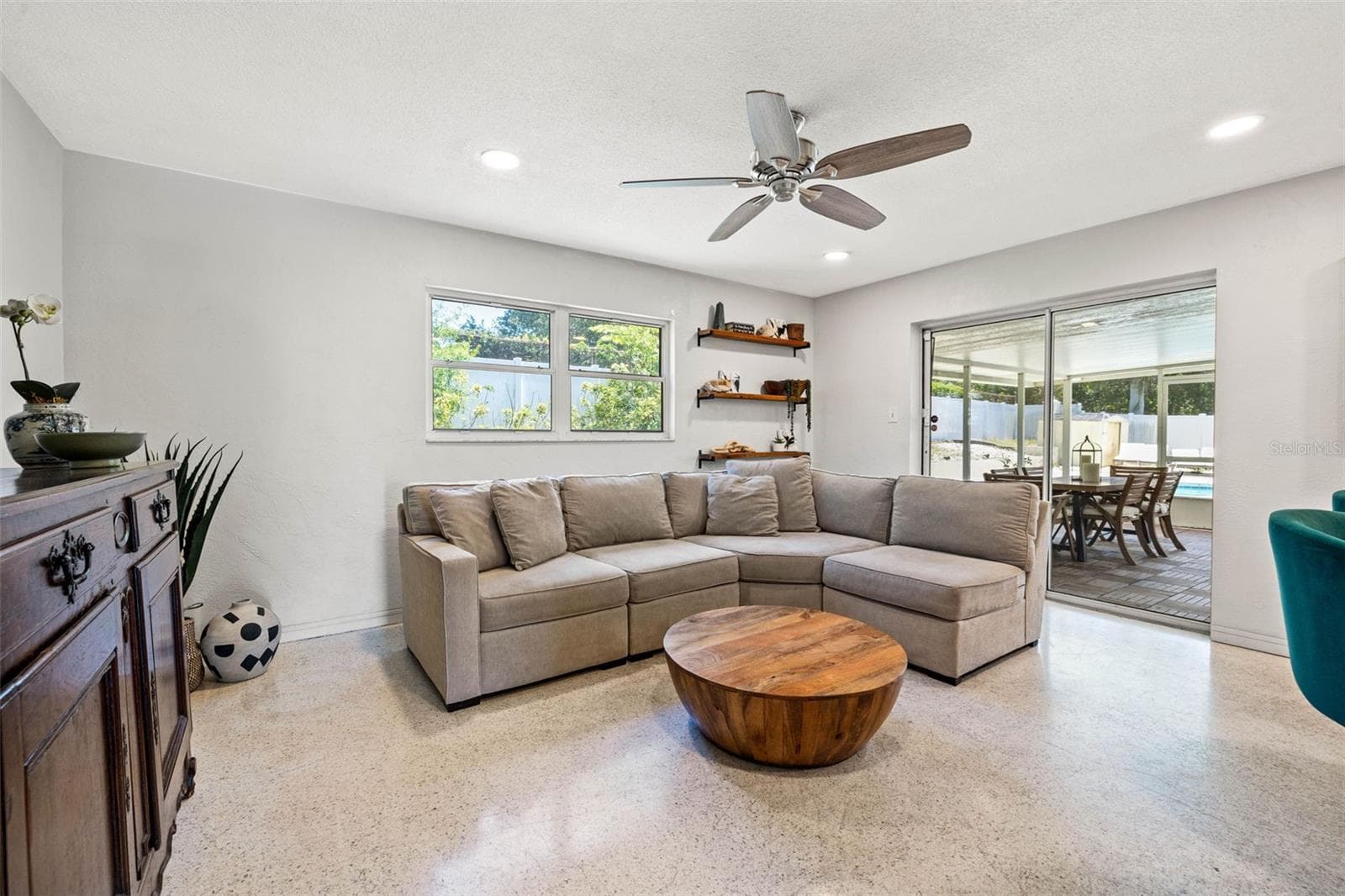 Single Family Residence at 5015 54TH ST N, ST PETERSBURG, photo 10 of 27