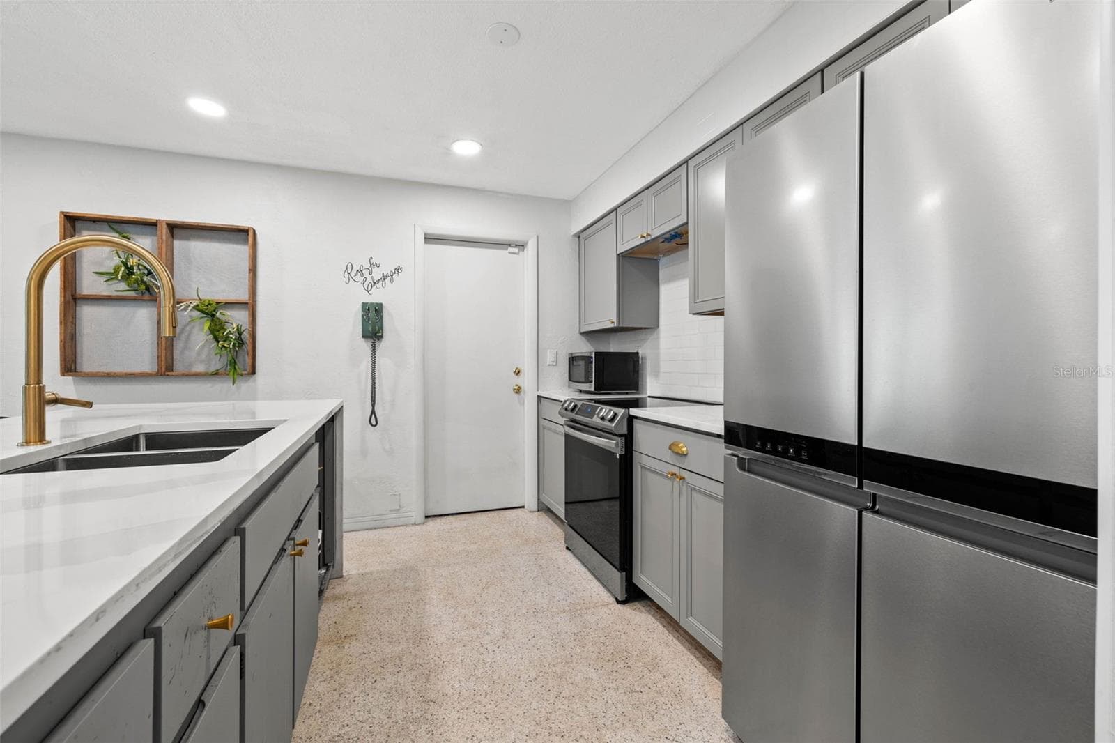 Single Family Residence at 5015 54TH ST N, ST PETERSBURG, photo 17 of 27