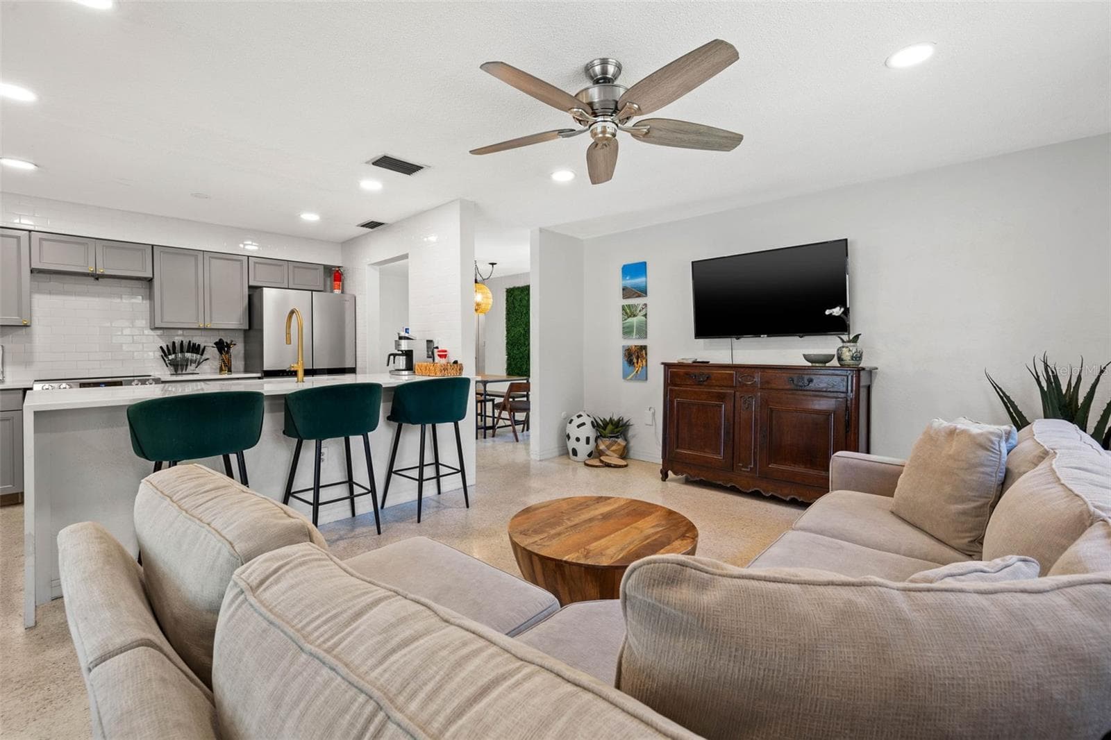 Single Family Residence at 5015 54TH ST N, ST PETERSBURG, photo 20 of 27
