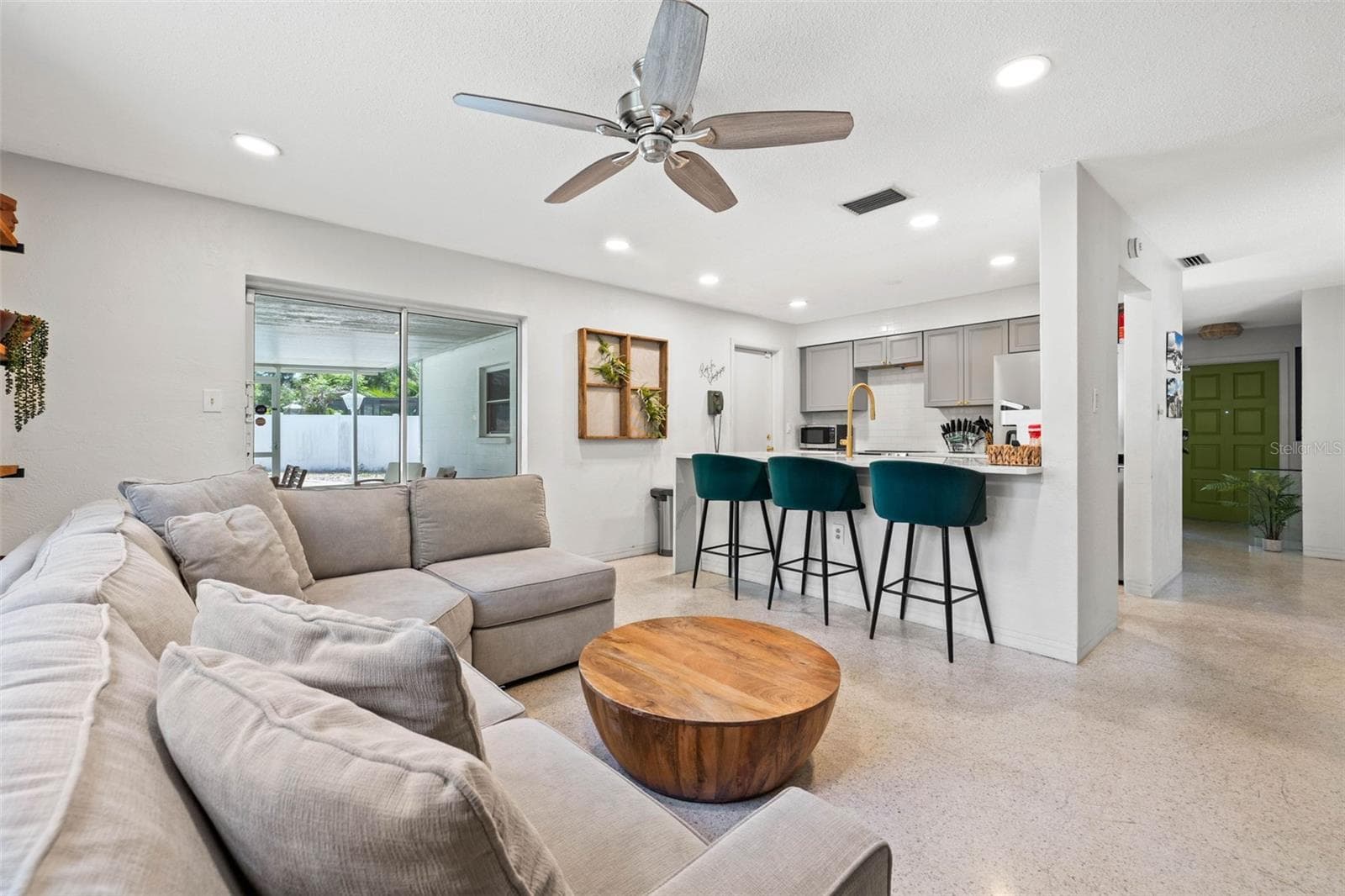 Single Family Residence at 5015 54TH ST N, ST PETERSBURG, photo 21 of 27