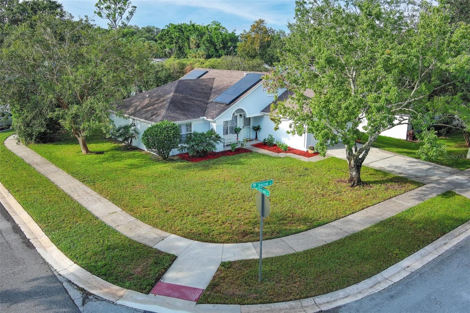 Single Family Residence at 2446 BRIARCREEK DR, APOPKA, photo 3 of 52